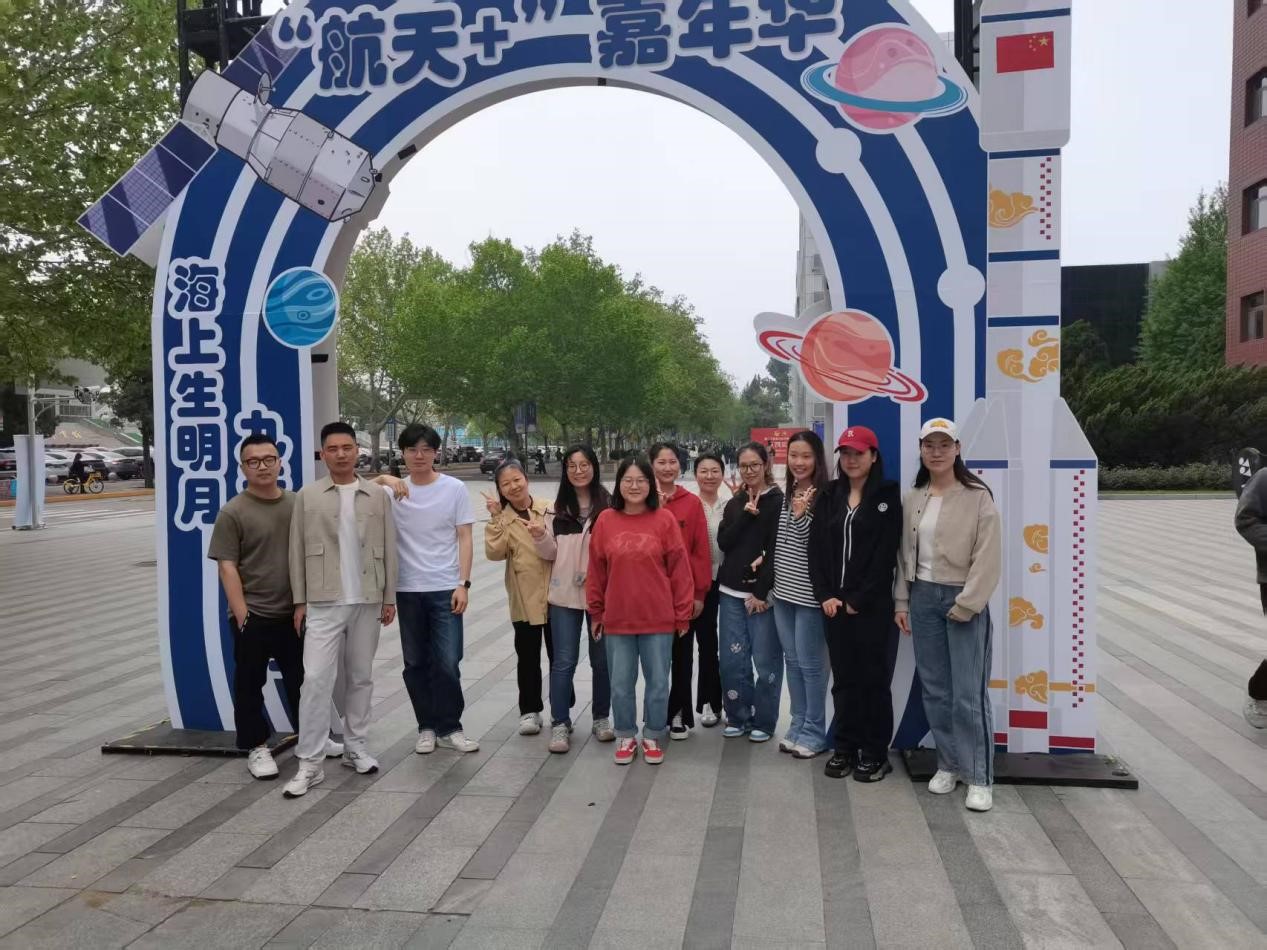 北航第十届航天文化节盛大开幕 工商管理学子共赴星辰之约